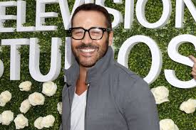 Jeremy Piven: A Beacon of Excellence in the Acting World post thumbnail image