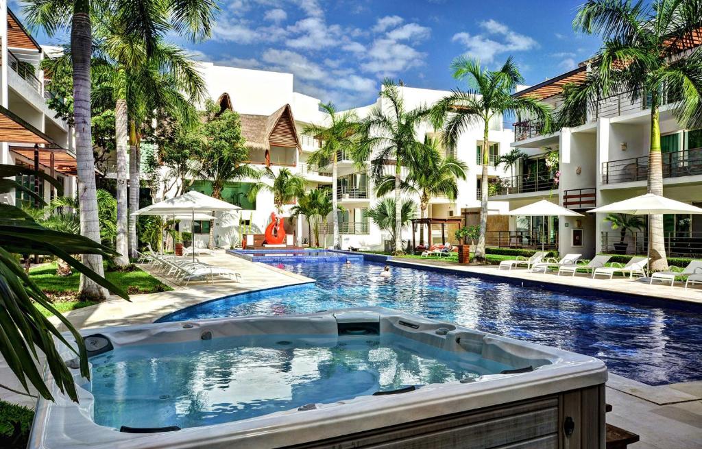 Dream Homes for Sale in Playa del Carmen: Discover Your Slice of Paradise post thumbnail image