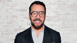 Jeremy Piven: The Man Behind the Characters post thumbnail image