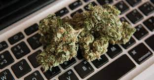 Effortlessly and confidently get a competent Online dispensary Canada post thumbnail image