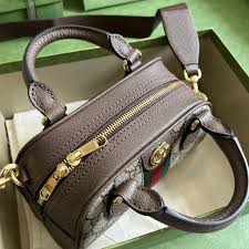 The Way To Avail One Of The Most Best GUCCI HANDBAG REPLICA? post thumbnail image